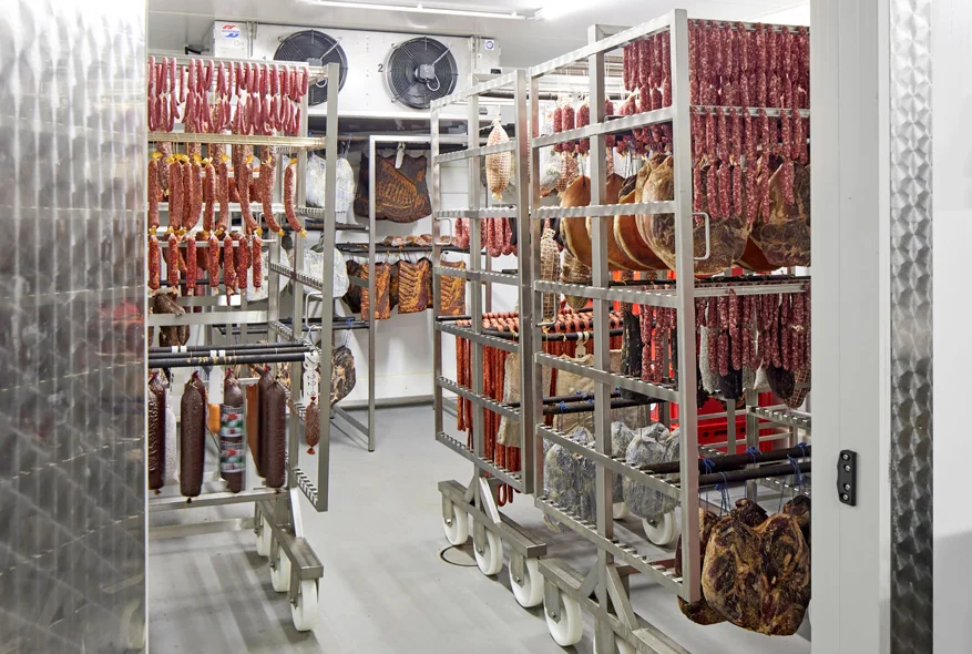 Cómo Asegurar la Eficiencia y Rendimiento de Cámaras Frigoríficas